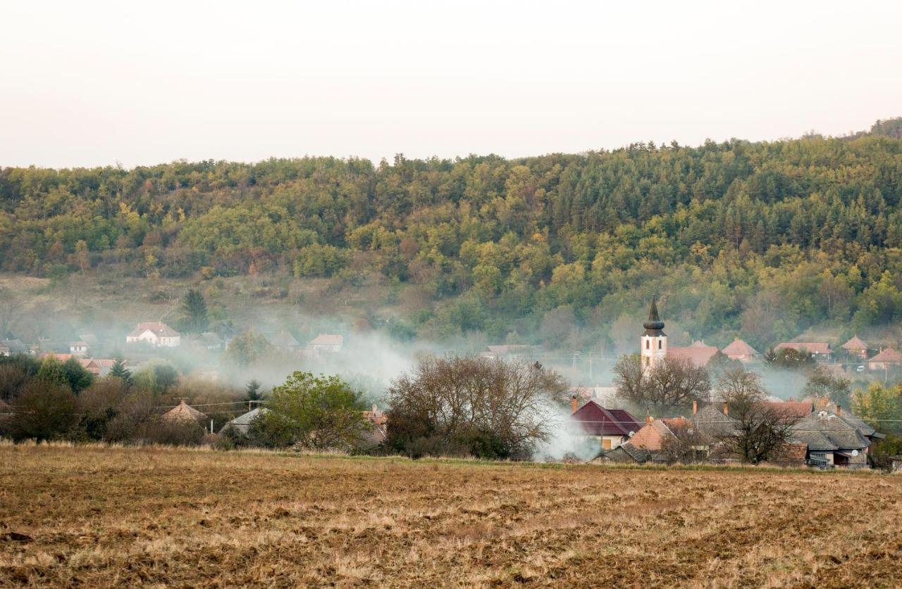 Heroke Vendeghaz Terény Eksteriør bilde